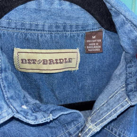 Bit and Bridle medium Vintage Denim
Pearl Snap Shirt Western - Picture 4 of 7